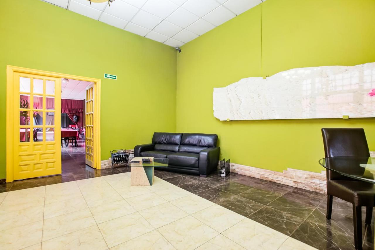 Oyo Hotel Parque Empresarial Avilés Eksteriør billede