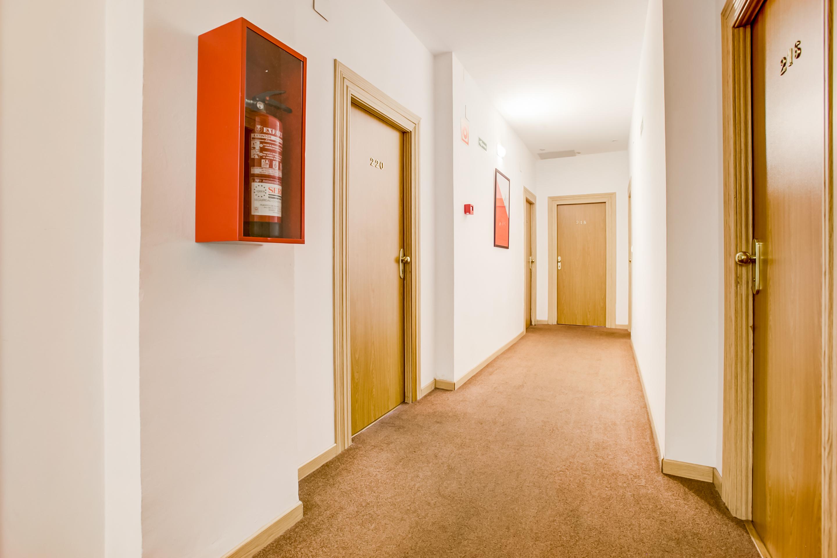 Oyo Hotel Parque Empresarial Avilés Eksteriør billede