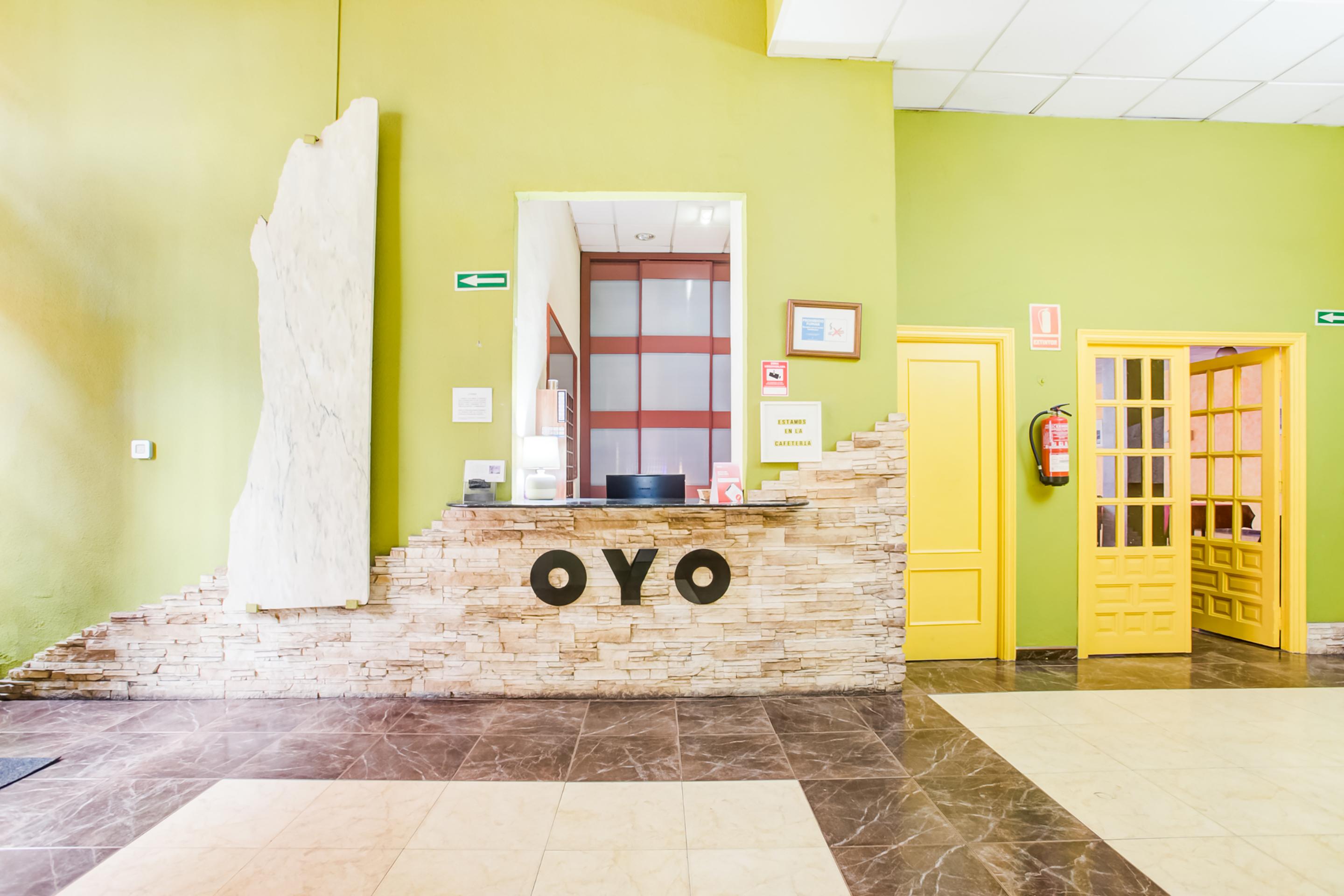 Oyo Hotel Parque Empresarial Avilés Eksteriør billede