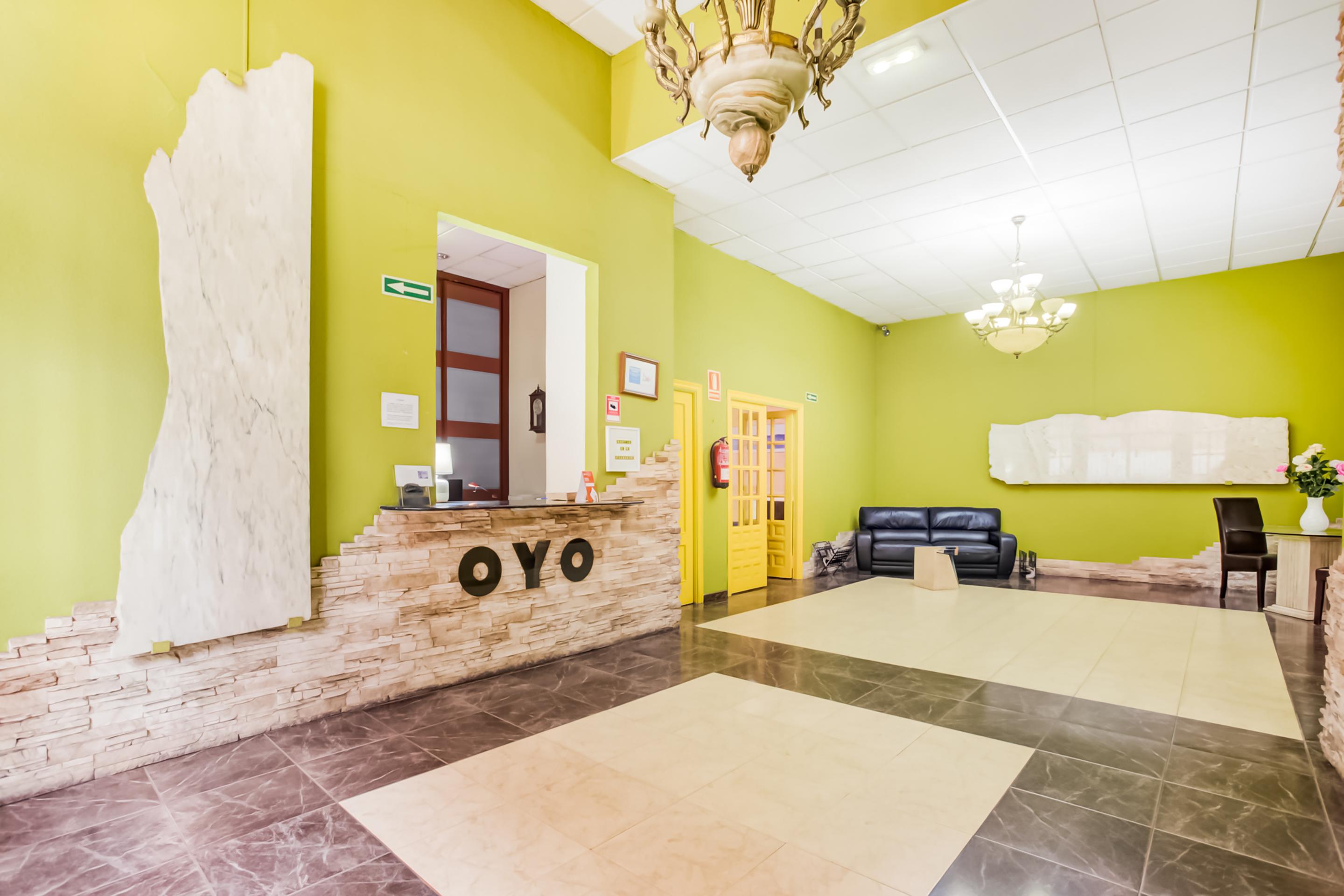 Oyo Hotel Parque Empresarial Avilés Eksteriør billede